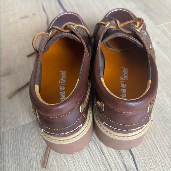 Timberland Women’s Leather Lug Sole Oxford Shoes – Burgundy – Size 6 - Picture 3 of 7